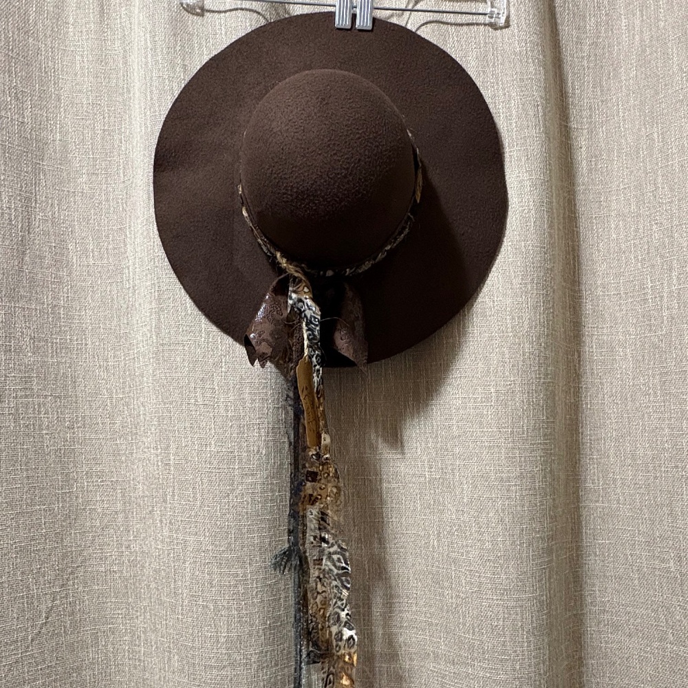 Gypsy Junque | Boho Theme Tie Wrap Hat | One Size Fits Most